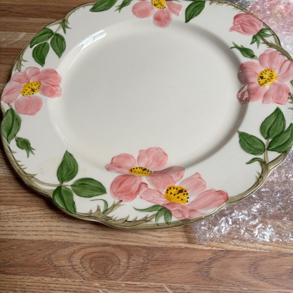 FRANCISCAN DESERT ROSE PLATES - Picture 3 of 6